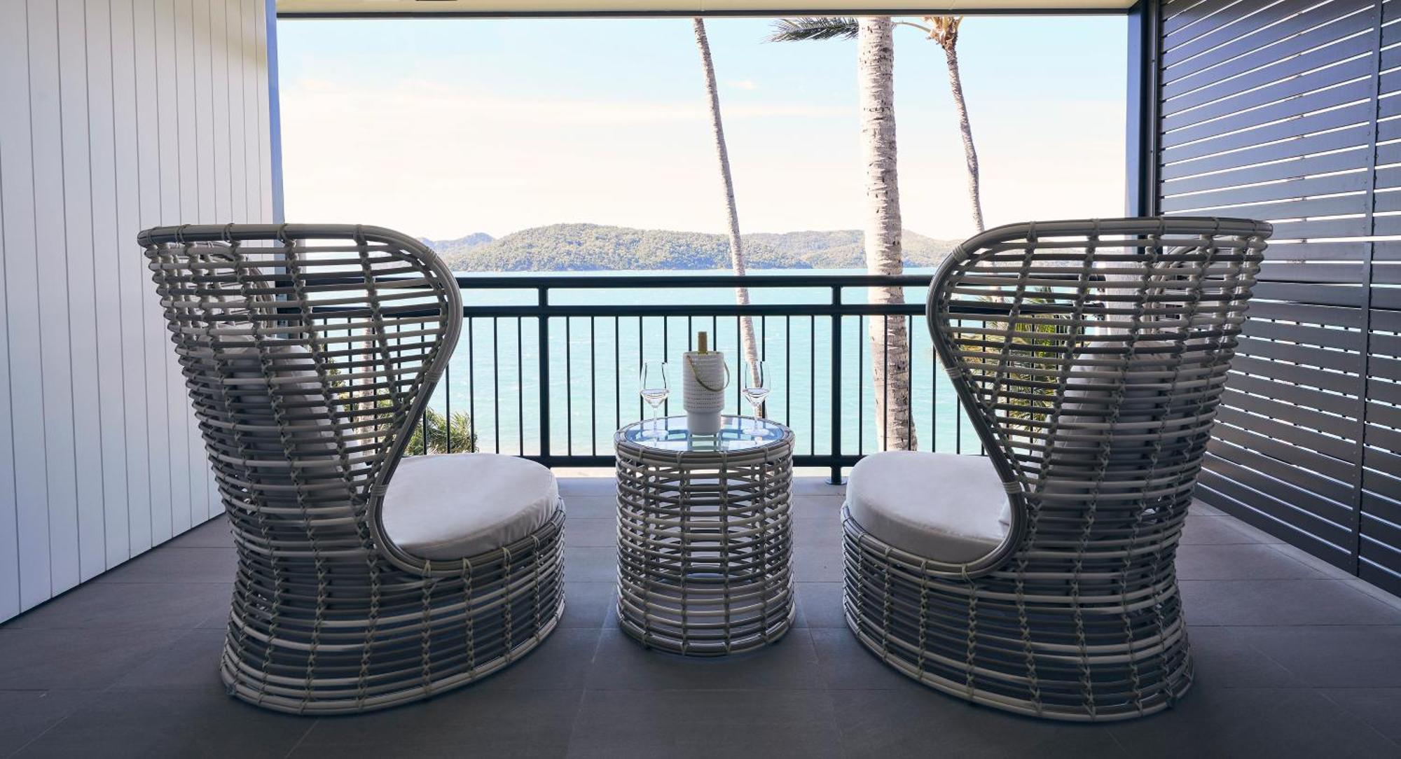 Deluxe Ocean Terrace King